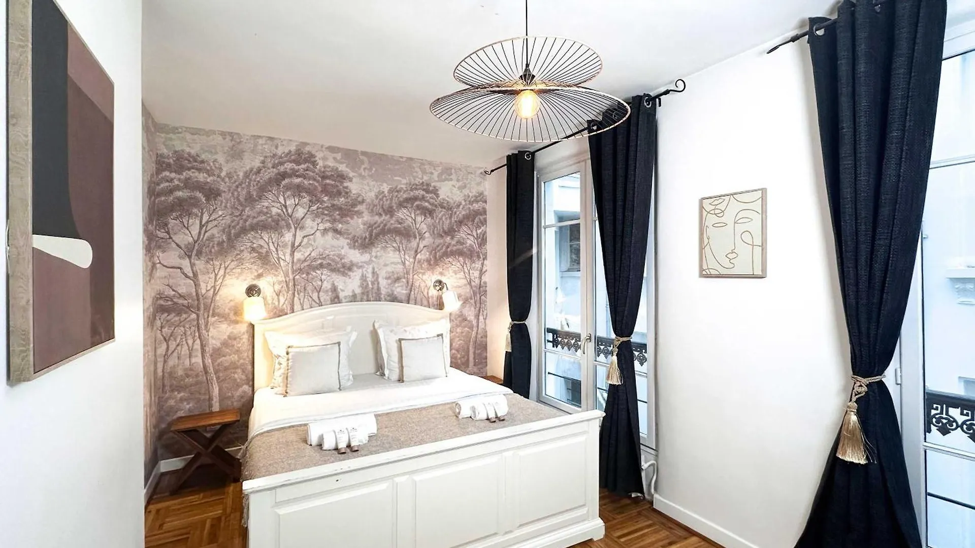 Modern & Spacious Near Le Marais Párizs Apartman