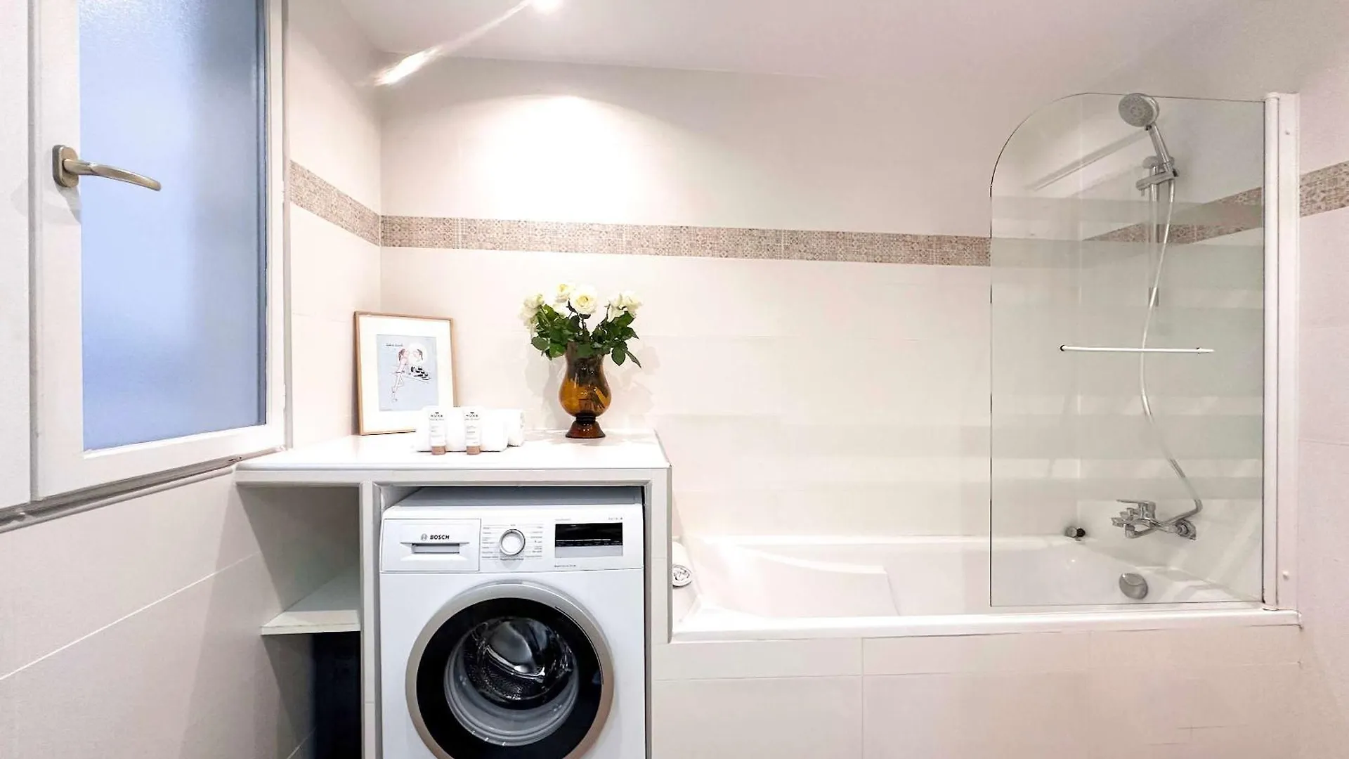 Modern & Spacious Near Le Marais Paris