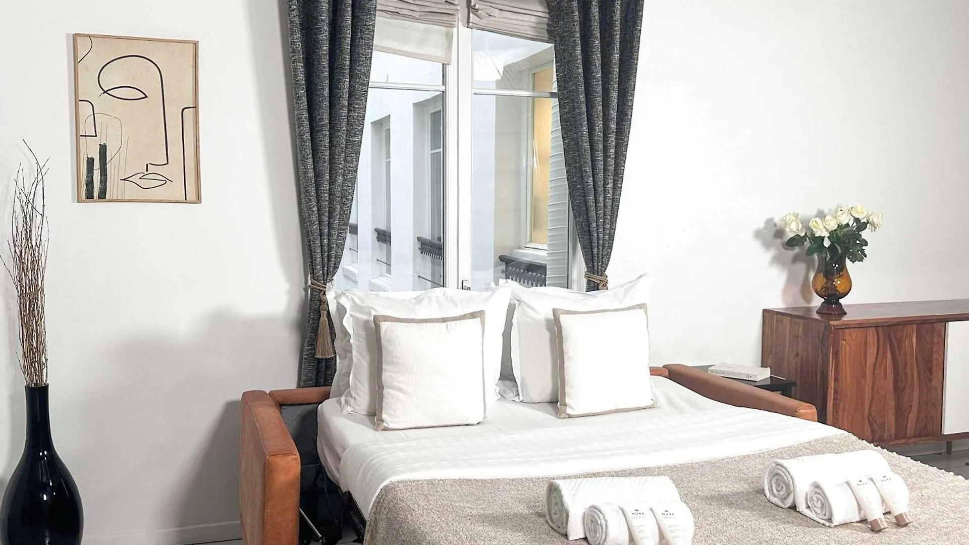 Modern & Spacious Near Le Marais Paris 0*,