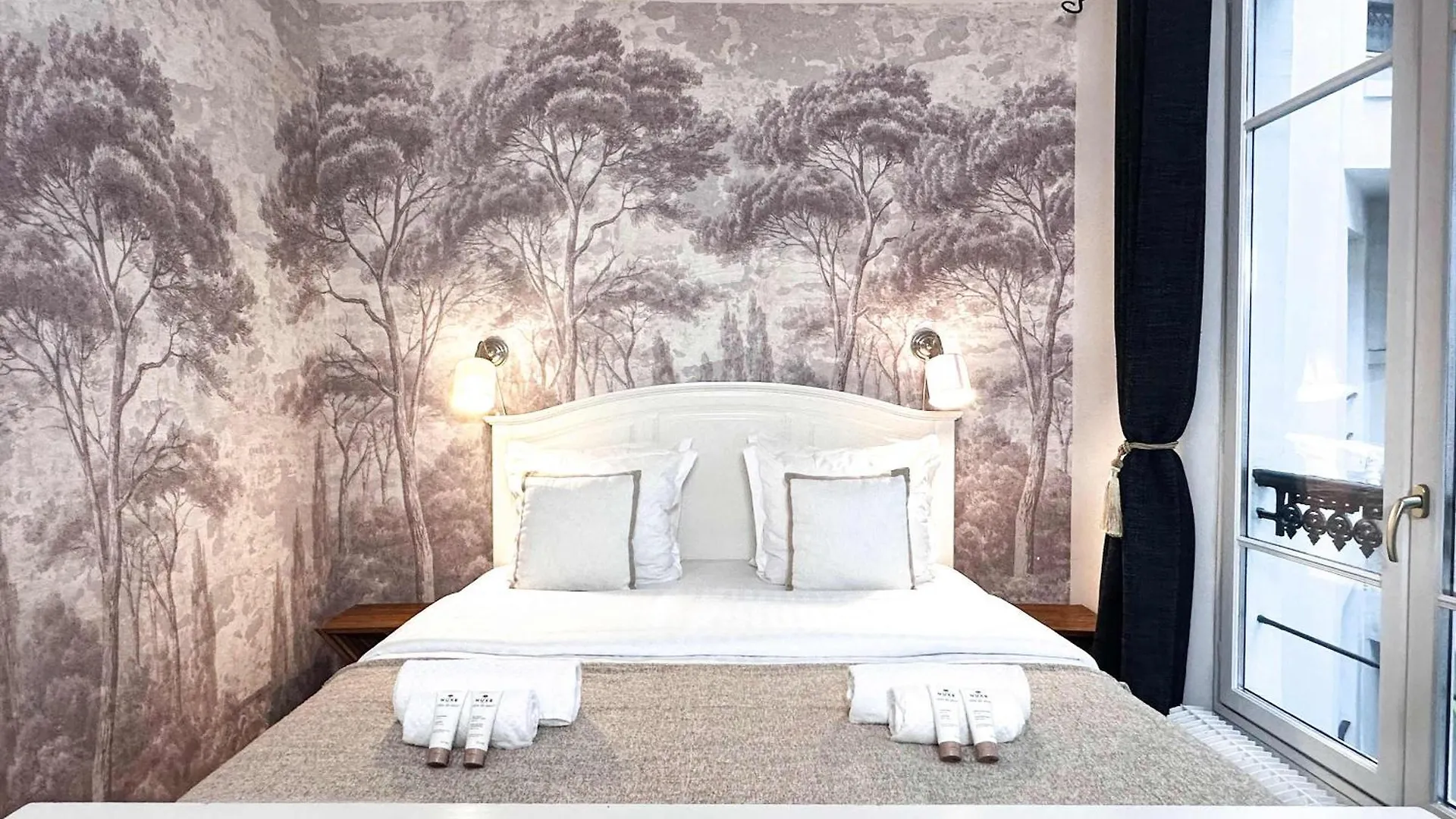 Modern & Spacious Near Le Marais Paris 0*,  France